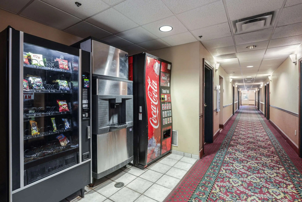 Econo Lodge Inn & Suites Marianna South