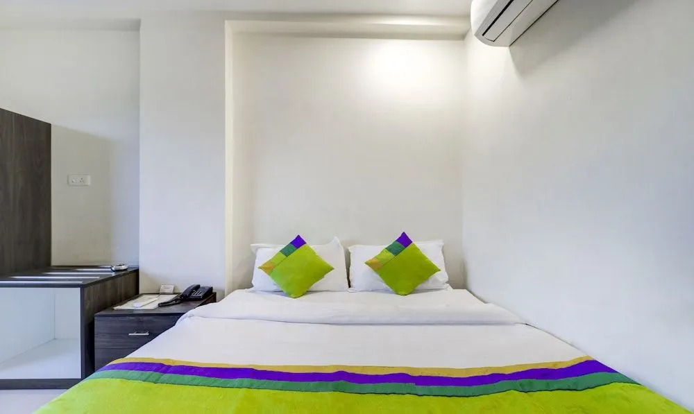 Treebo Trend Hotel Orange City