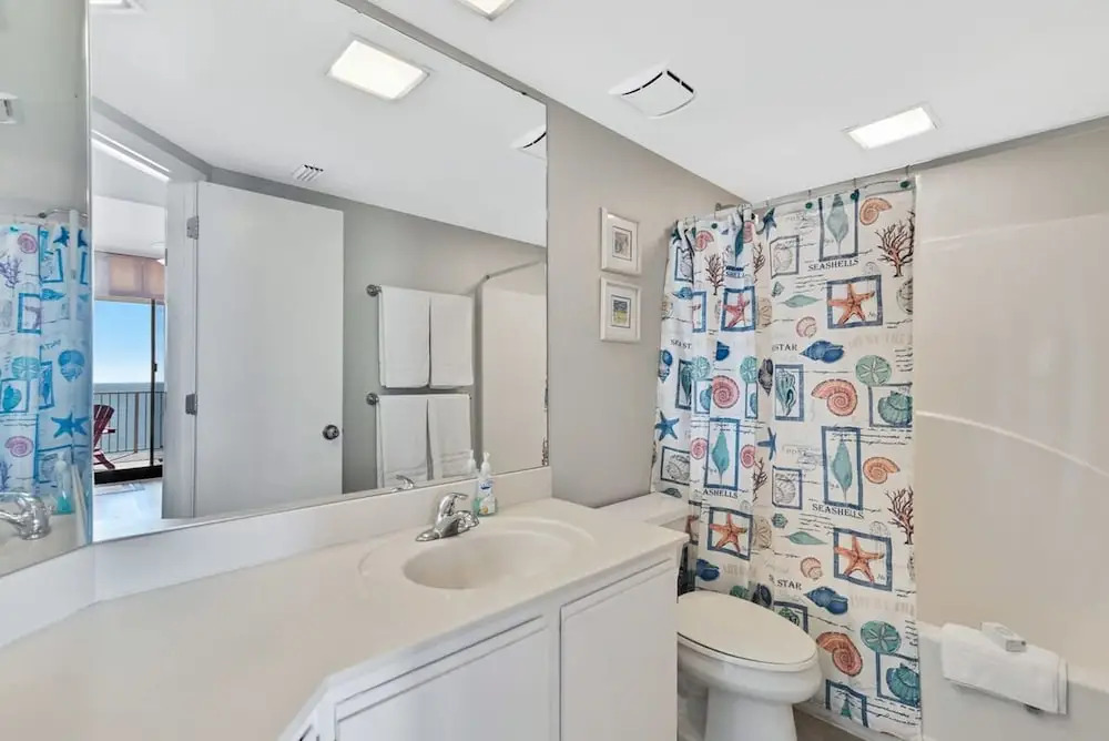 Windward Pointe 1104 Free Chair and Umbrella Rental 3 Bedrooms Sleeps 10