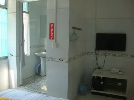 Luodian Hongyi Hotel