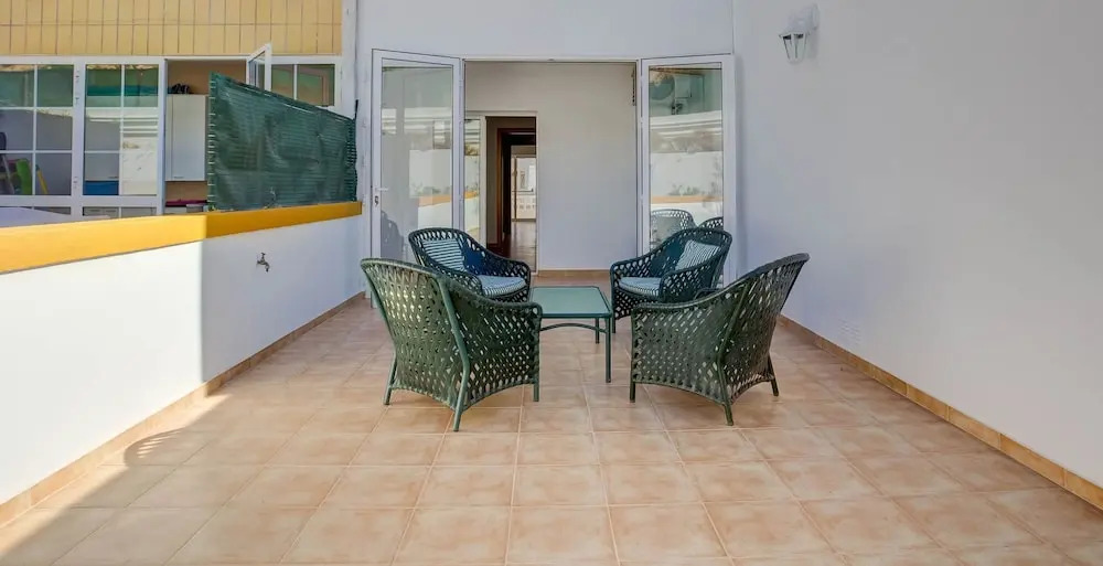 Elizabet Modern Apartment in the Heart of the Ci