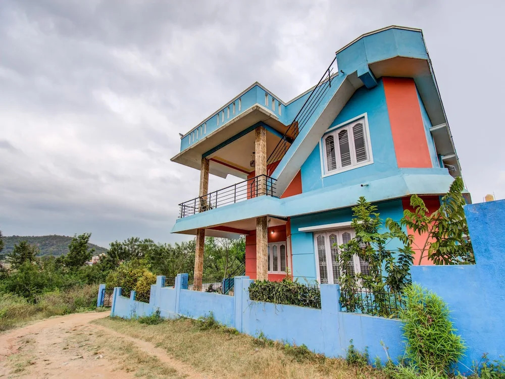 OYO 24697 Home Charming Stay Kushalnagar