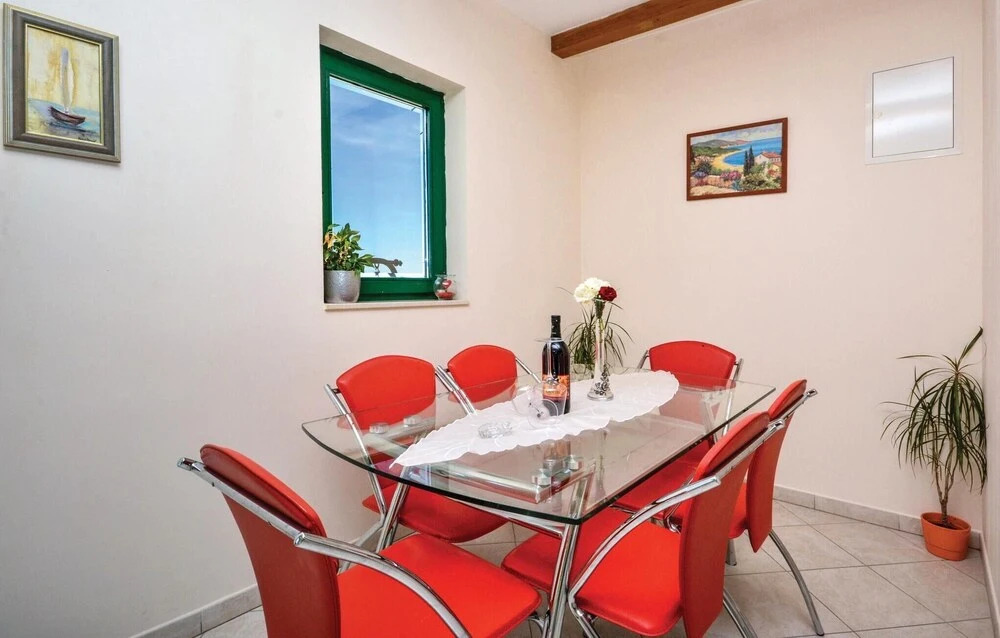 Stunning Home in Podstrana With Wifi and 3 Bedrooms