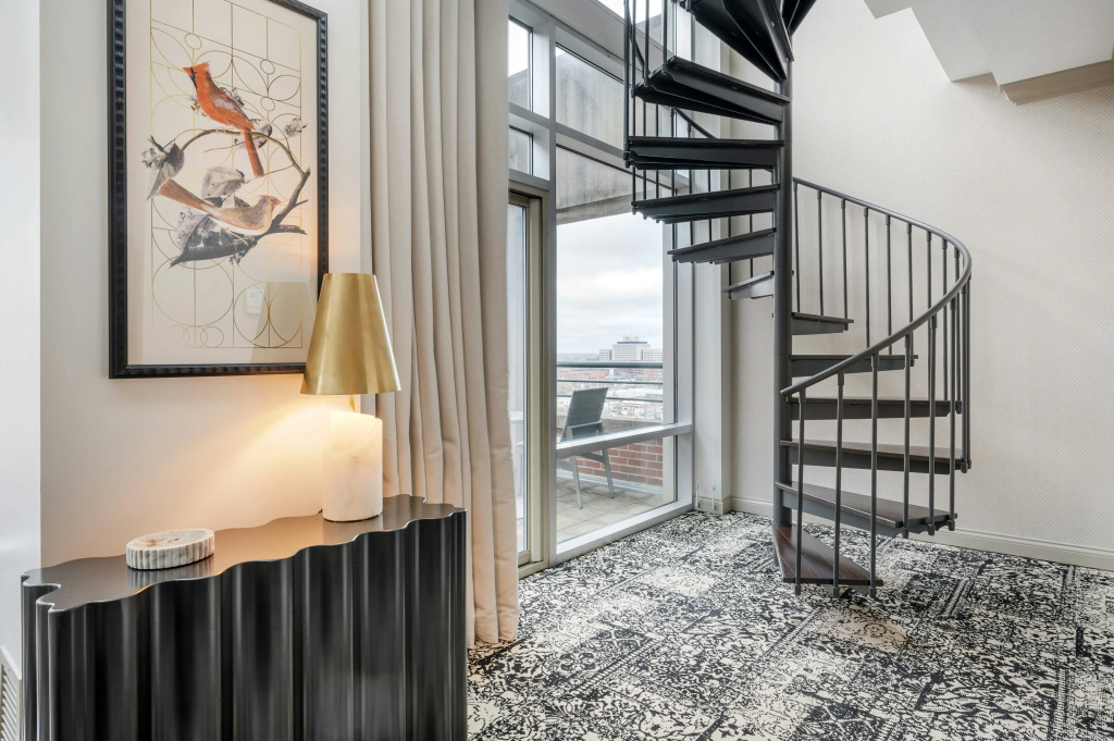 Omni Severin Hotel