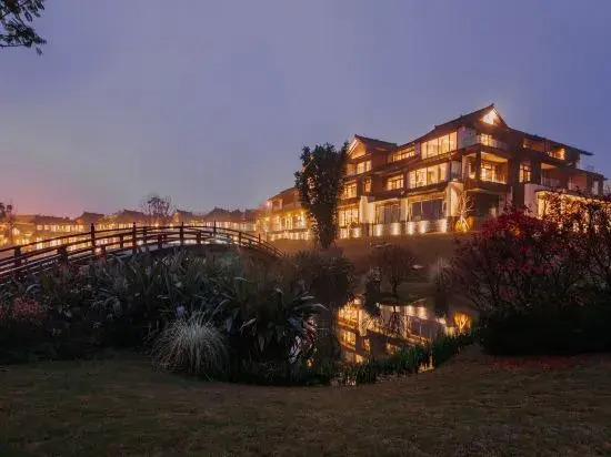 Emei Utopia Hentique Resort