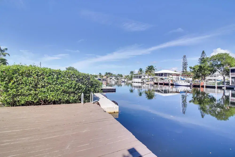 < 1 Mi to Pennekamp: Tranquil Escape w/ Dock