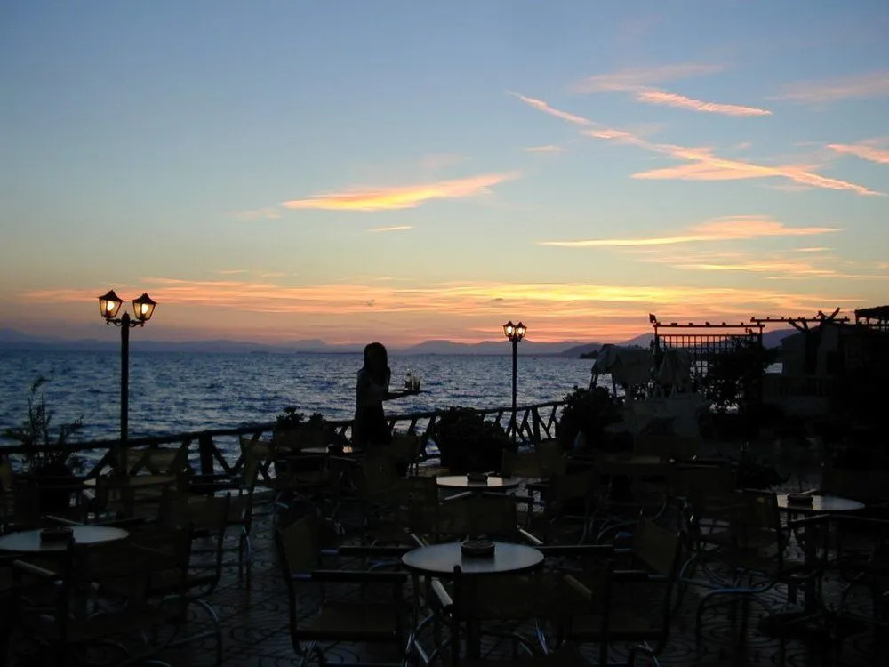 Artemis Hotel