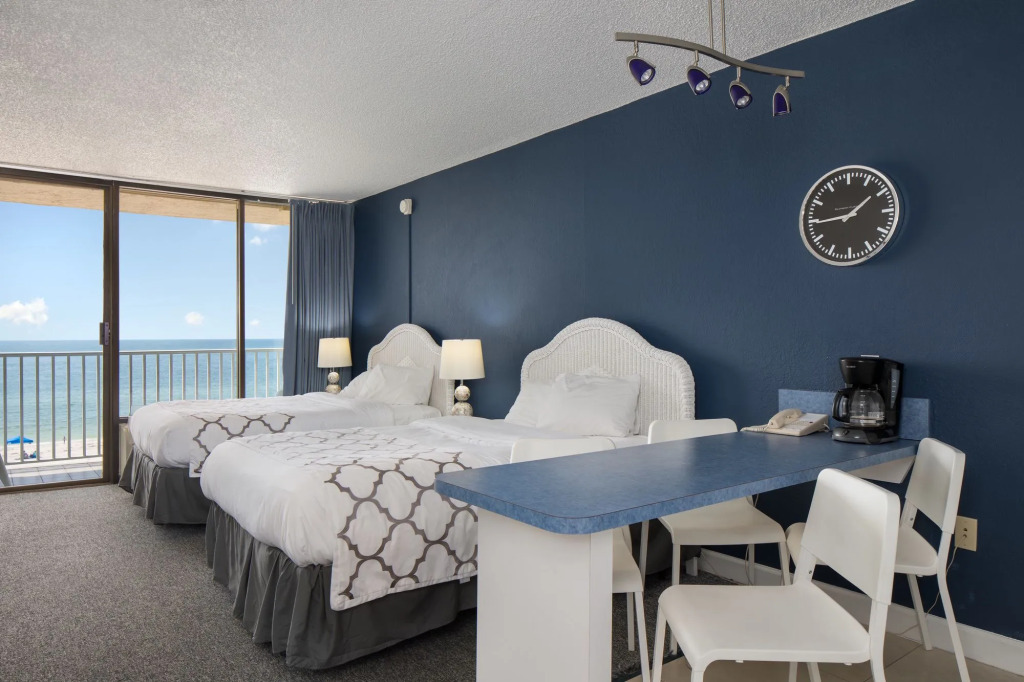 Island Inn Beach Resort
