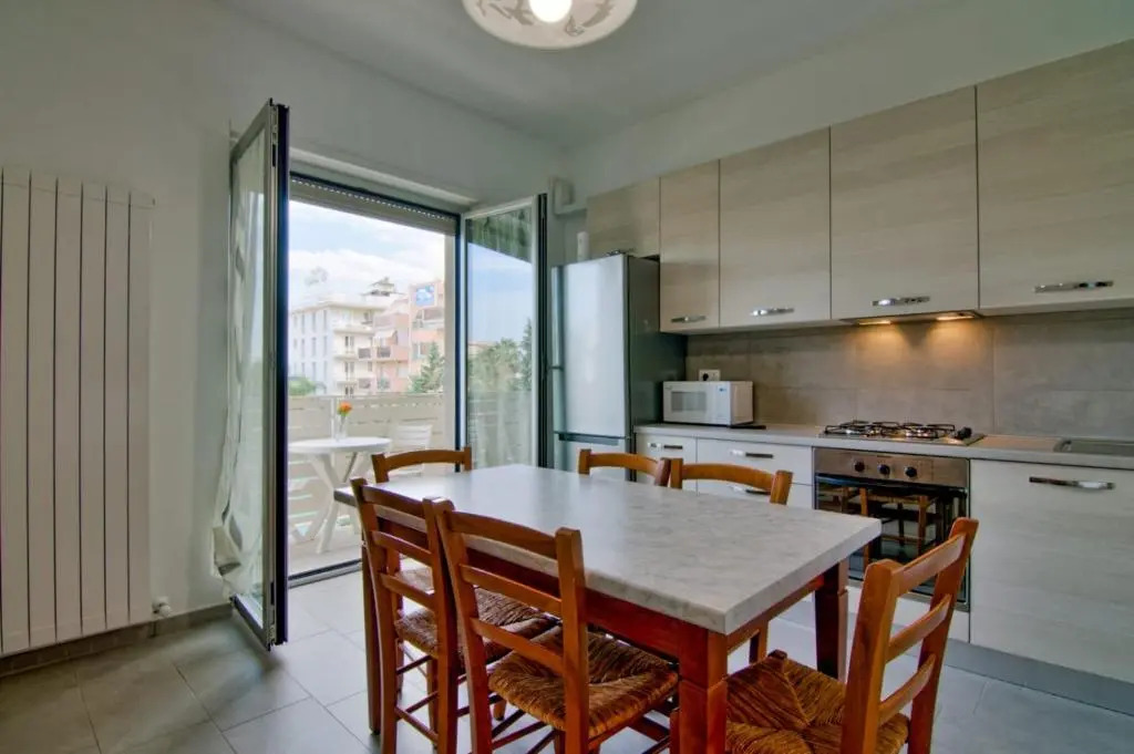 Palazzina Romani-Romani Holidays Apartments
