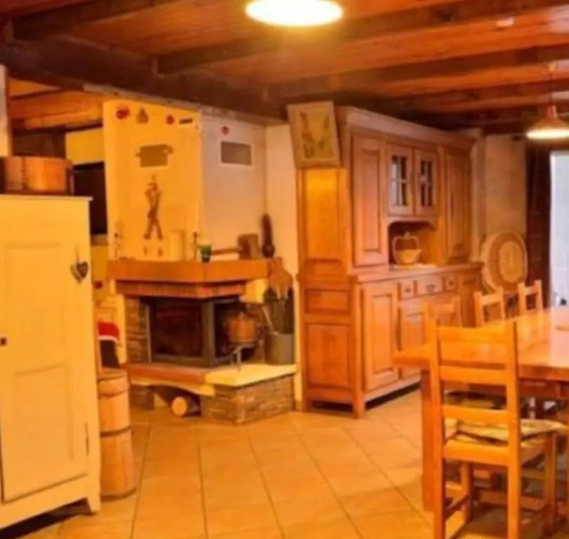 Maison accueillante avec vue sur montagnes à Villarembert