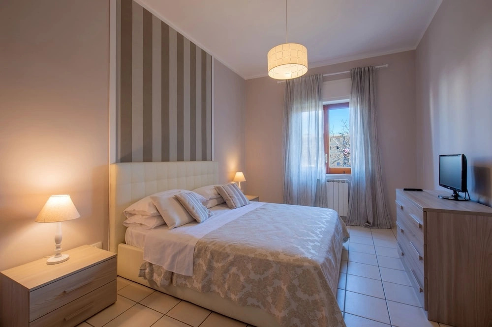 Tasso Apartments