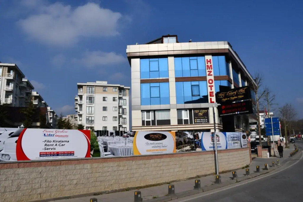Hmz LUXURY HOTEL