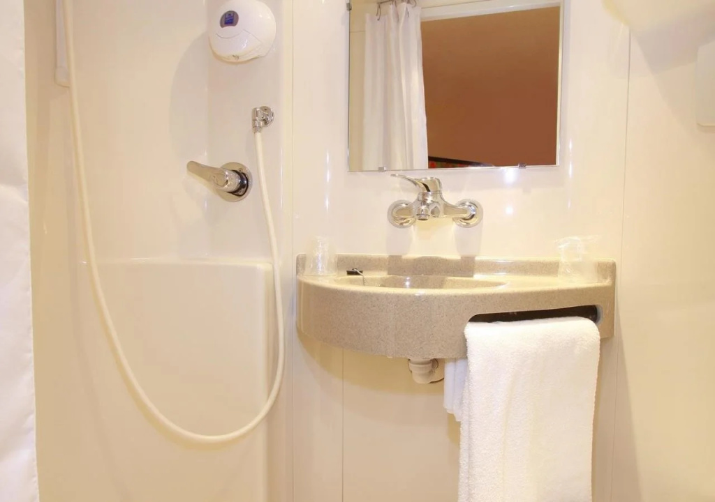 B&B HOTEL Lisieux Parc des Expositions