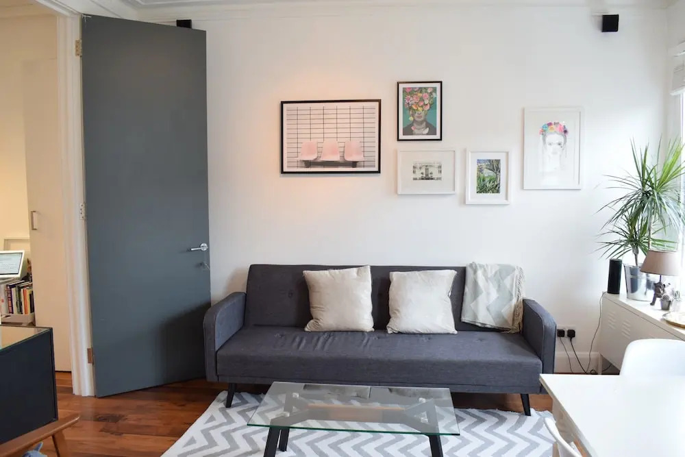 Modern 2 Bedroom Flat in Queen's Park