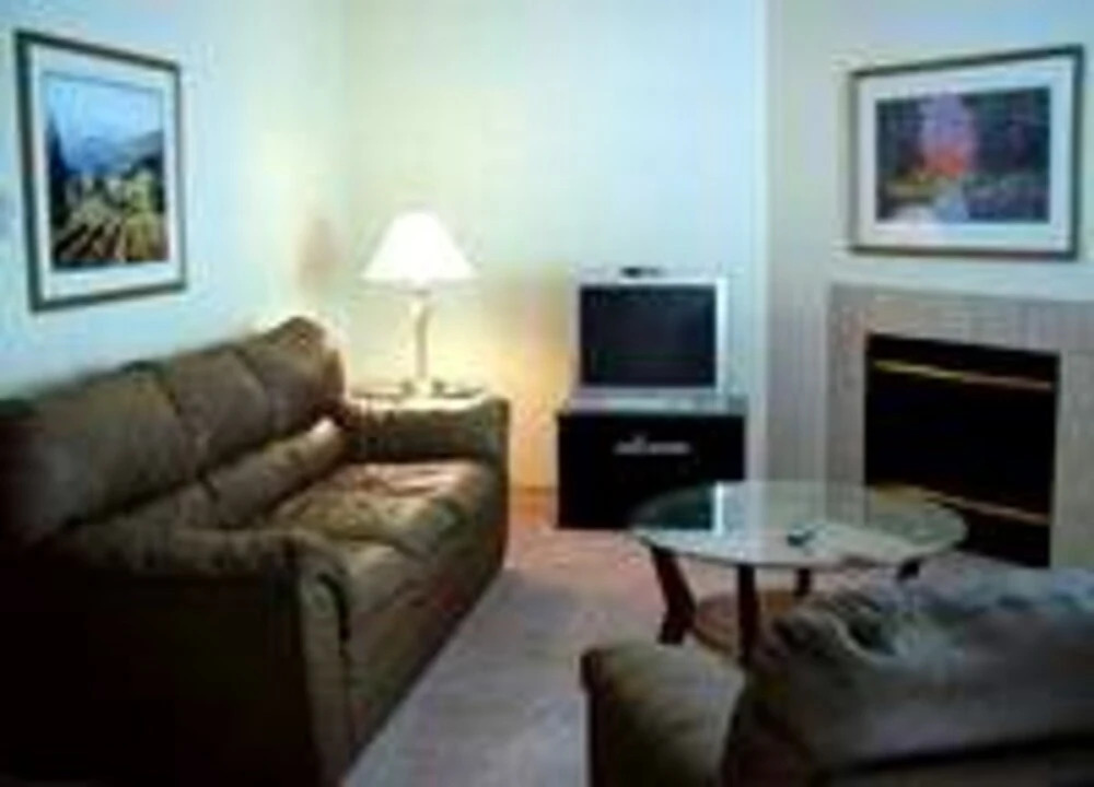 Avante Suites