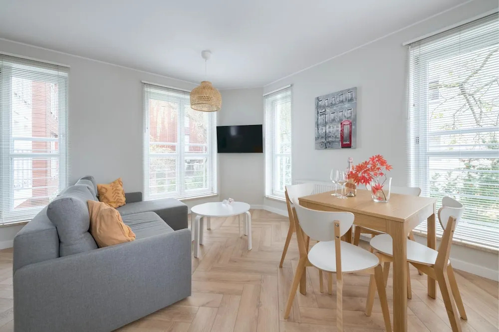 HappyStay Comfort Apartment By the Beach