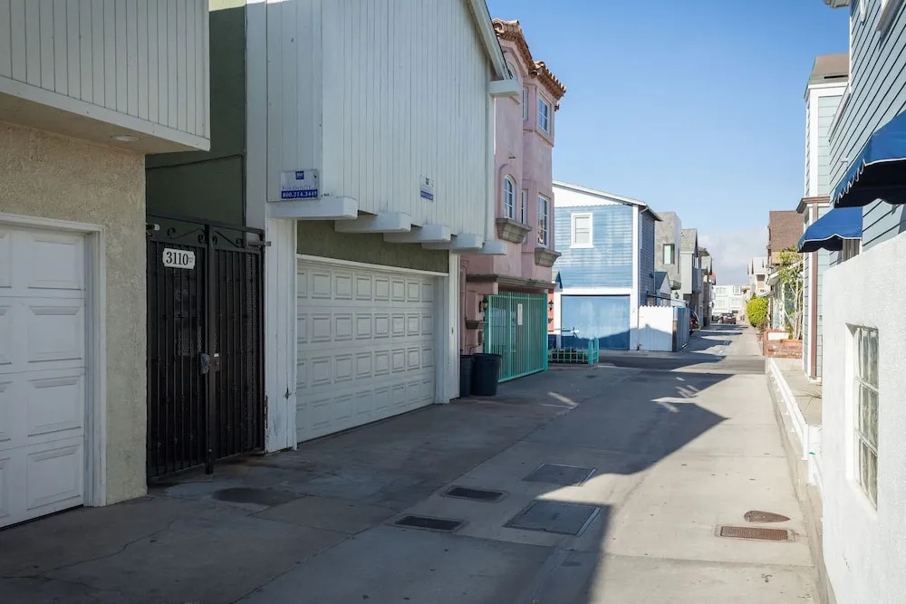 3112 W Ocean Front A 68189 by RedAwning
