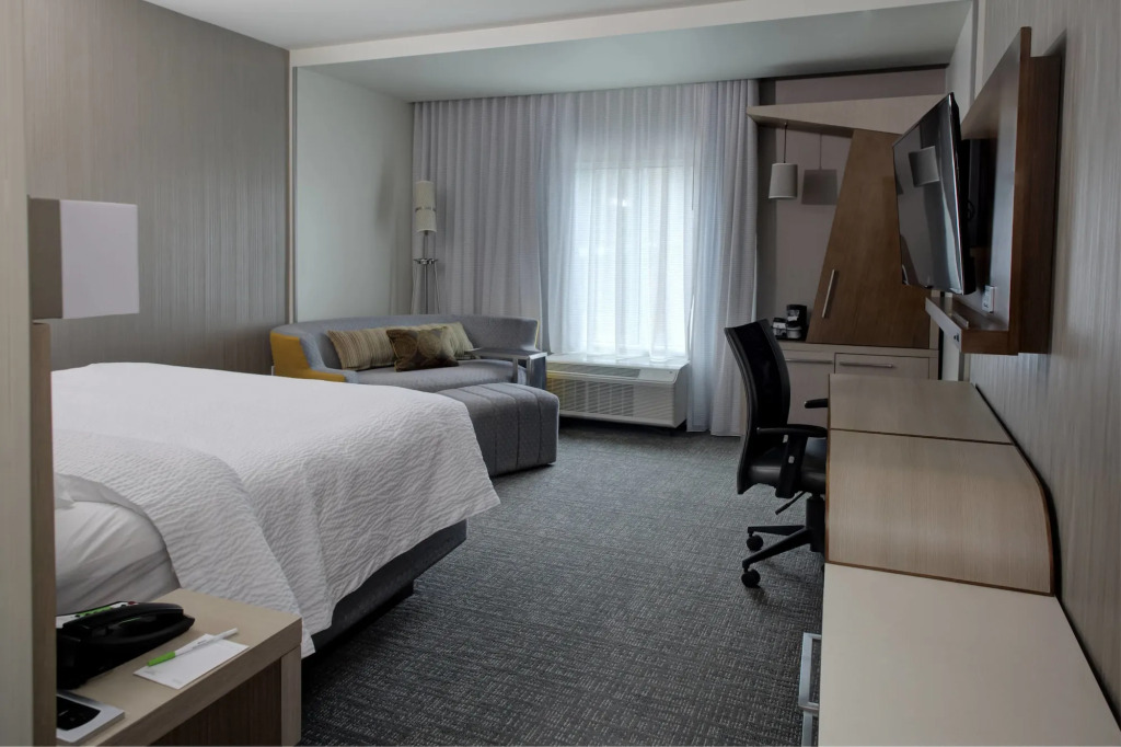 Courtyard by Marriott Atlanta Kennesaw