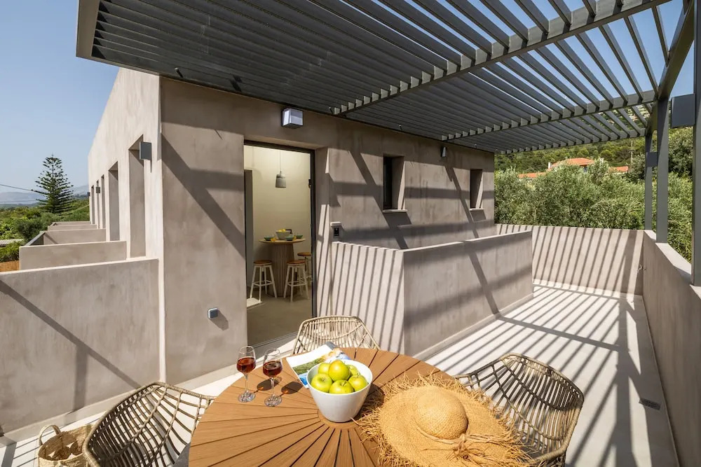 Topos Suites