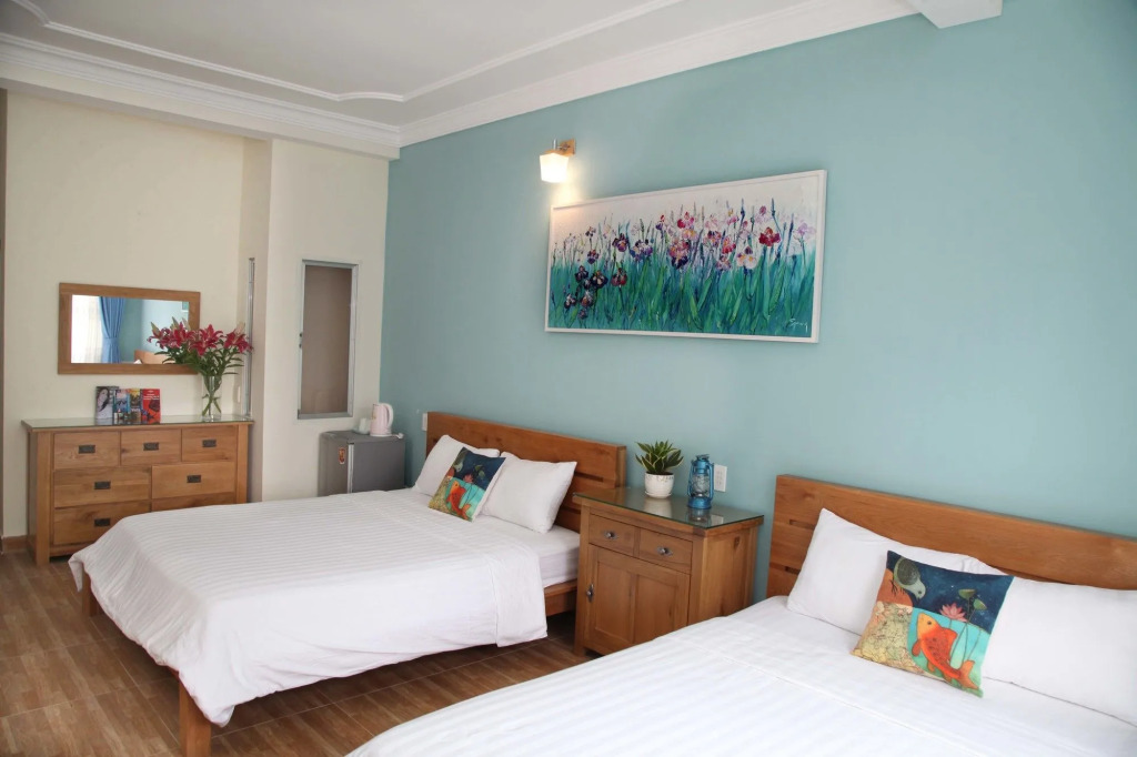 Cozy Hotel - 140 Cong Quynh