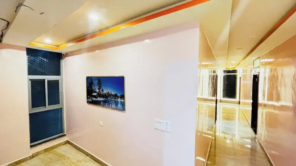 New Royal Ruby Hotel Ecity Phase 1