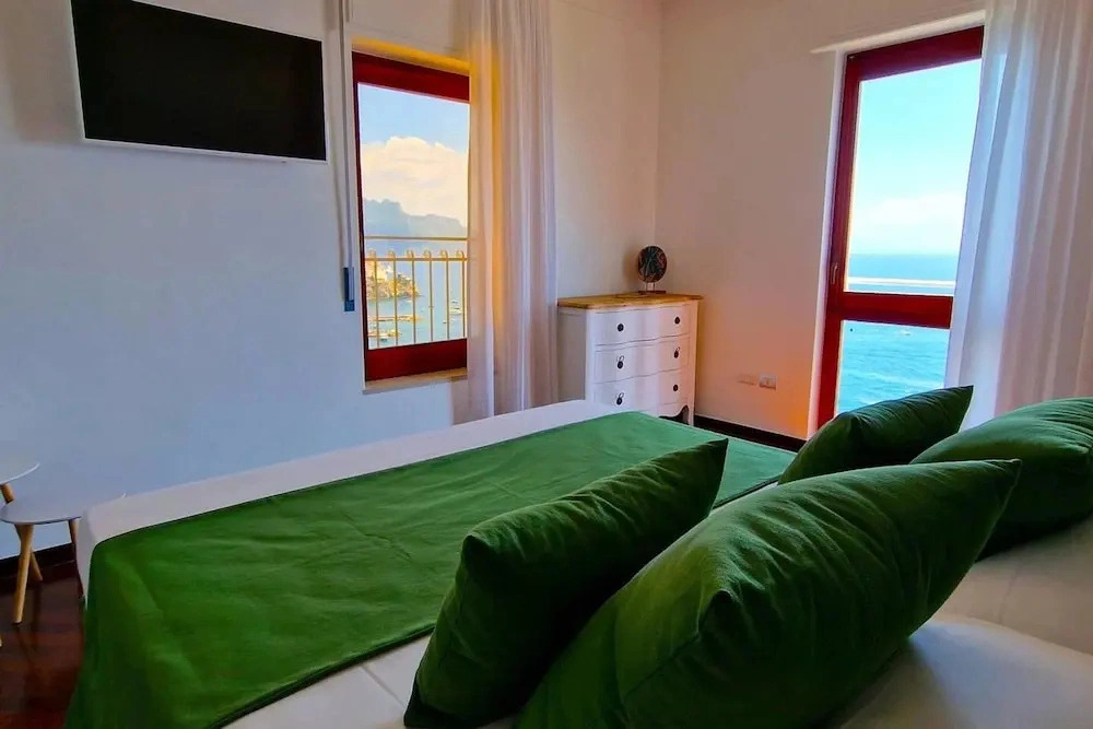 Amalfi Detached Sea View Villa W/solarium Terrace