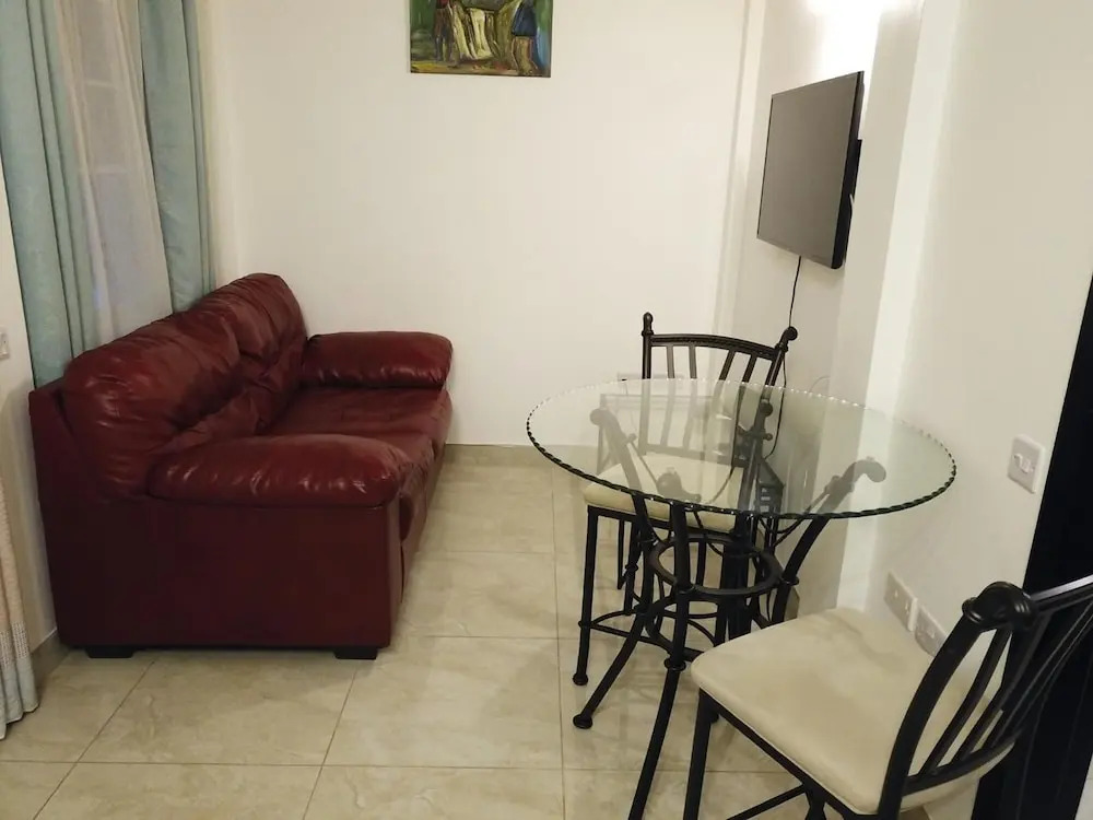 Blue Star Apartments & Hotel