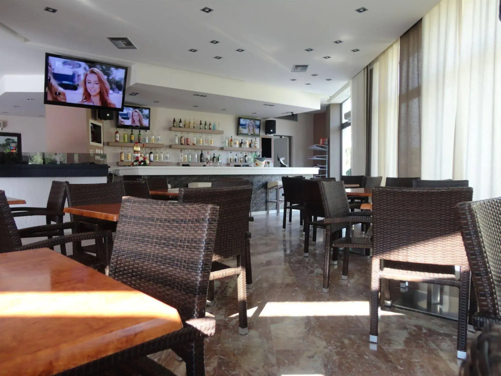 Morfeas Hotel