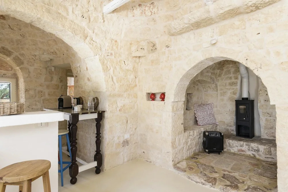 Trullo Cecapesce con Piscina by Wonderful Italy