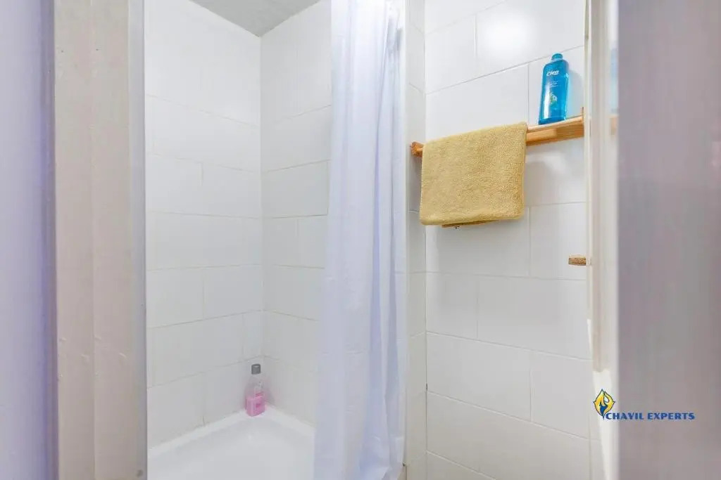 Gabriella Aprt, 3 Bedroom, Parking, City Centre