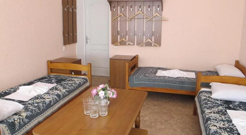 Uyutniy Hostel
