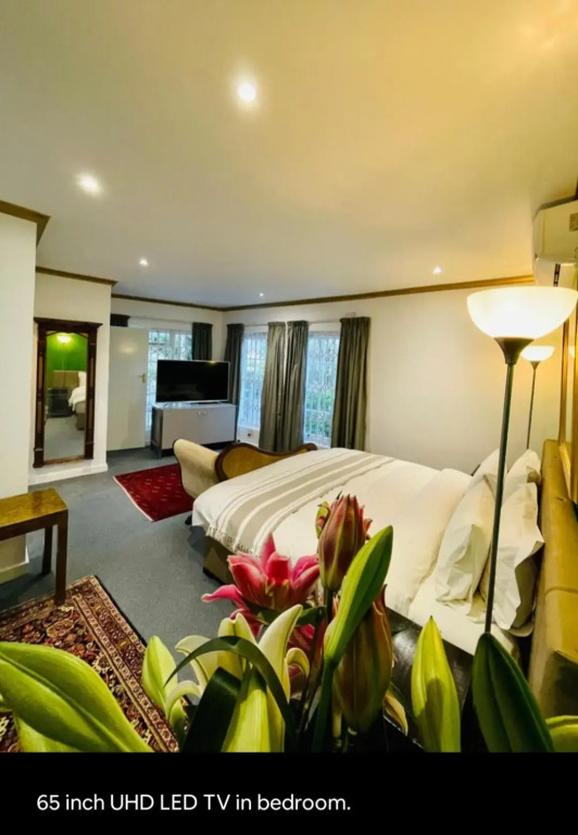 Table Mountain Cottage