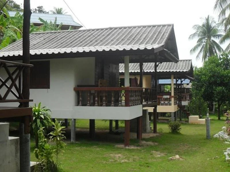 Salad Grand Bungalow & House Rental