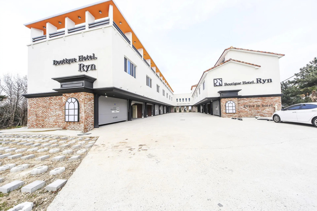 Ryn Boutique Hotel