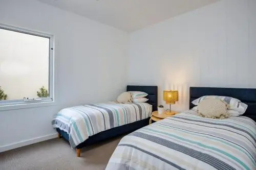 Mollys Beach House: