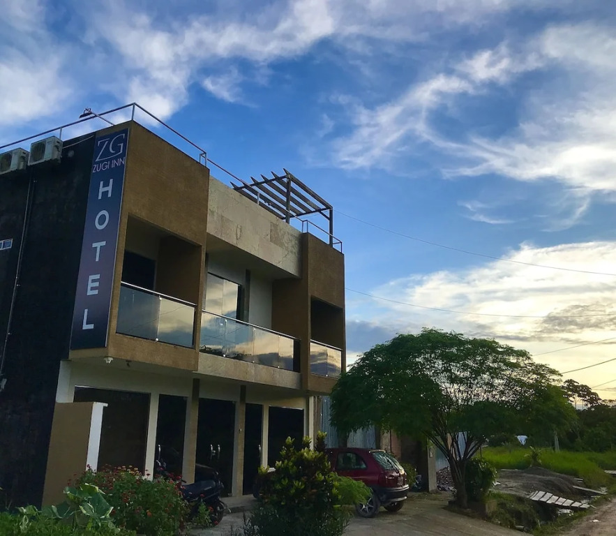 Hotel Zugi Inn