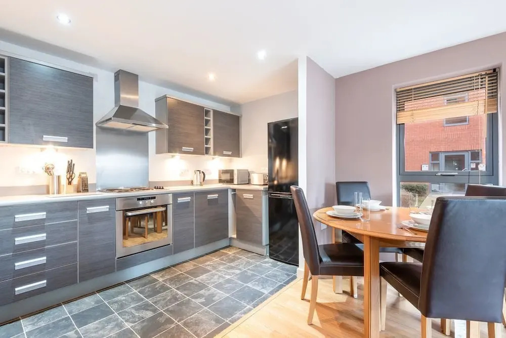 Bouverie Apartment