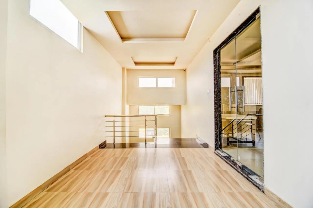 FabHotel Solitaire Inn