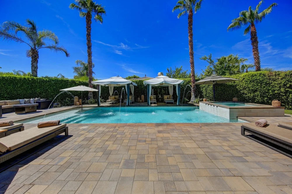 Gentle Breeze - Six Bedroom Home