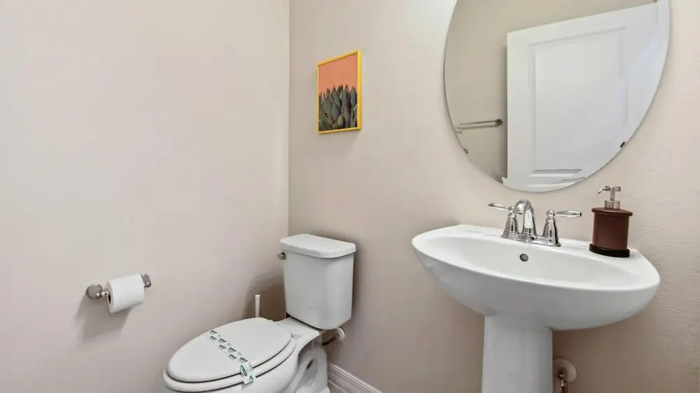 Brand New 5br Home w Pool Near Disney Area, Davenport