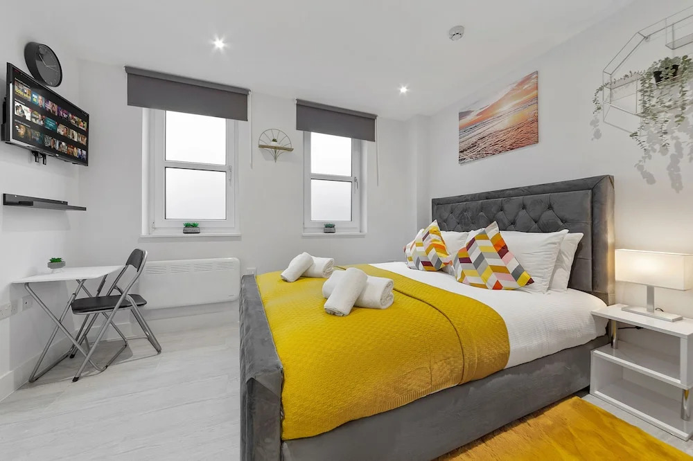 Beautiful Serviced Room Crystal Palace London Se20
