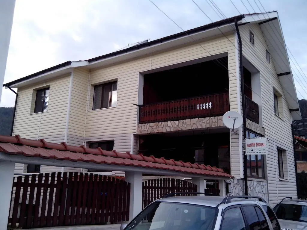 Sunny House