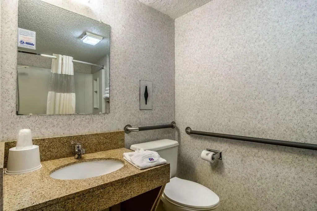 Motel 6-Elk Grove Village, IL