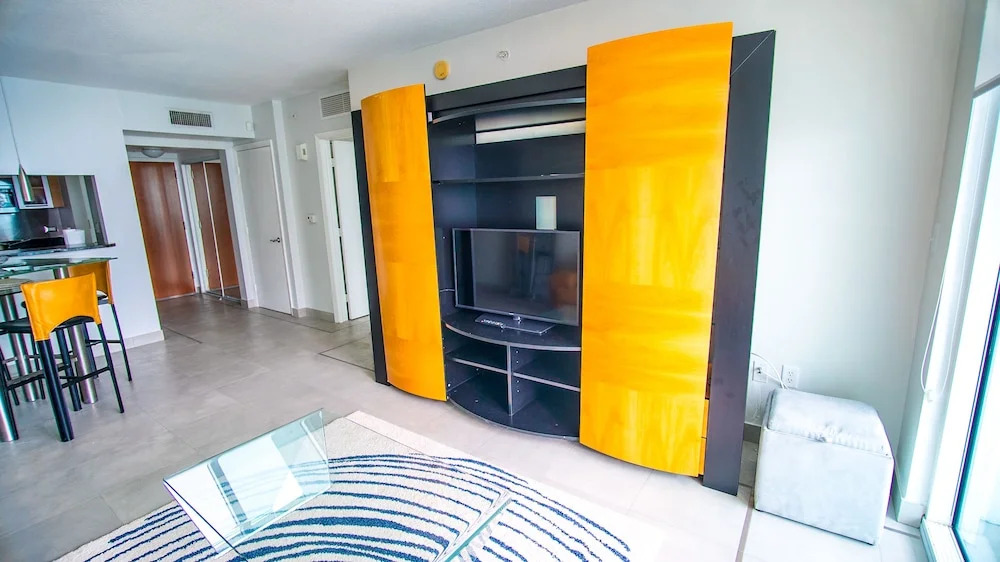 Brickell City Suites by YouRent