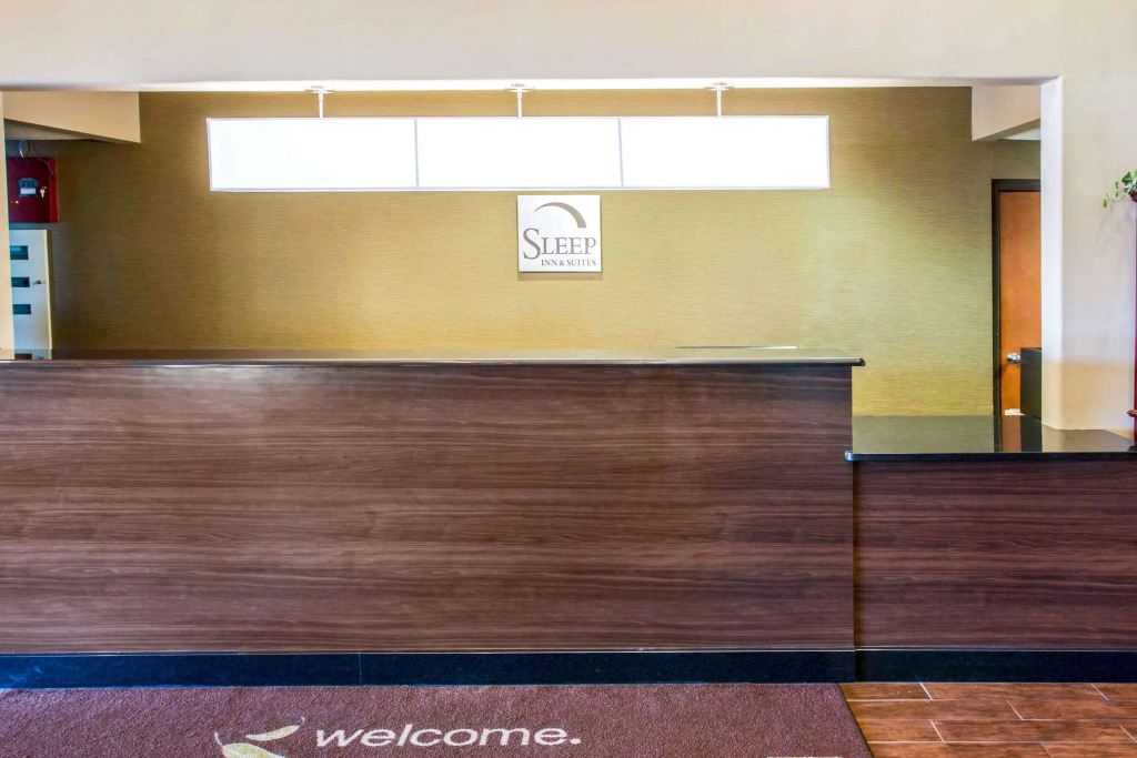 Sleep Inn & Suites Oregon - Toledo