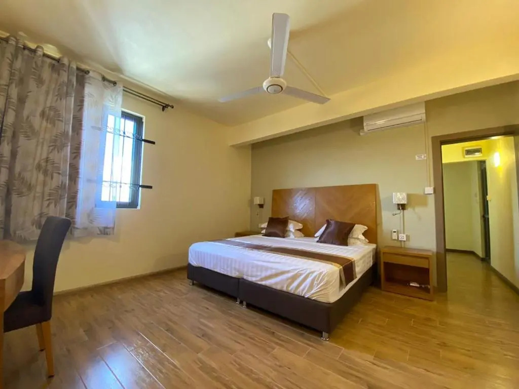 The Monalysa Suites & Residence