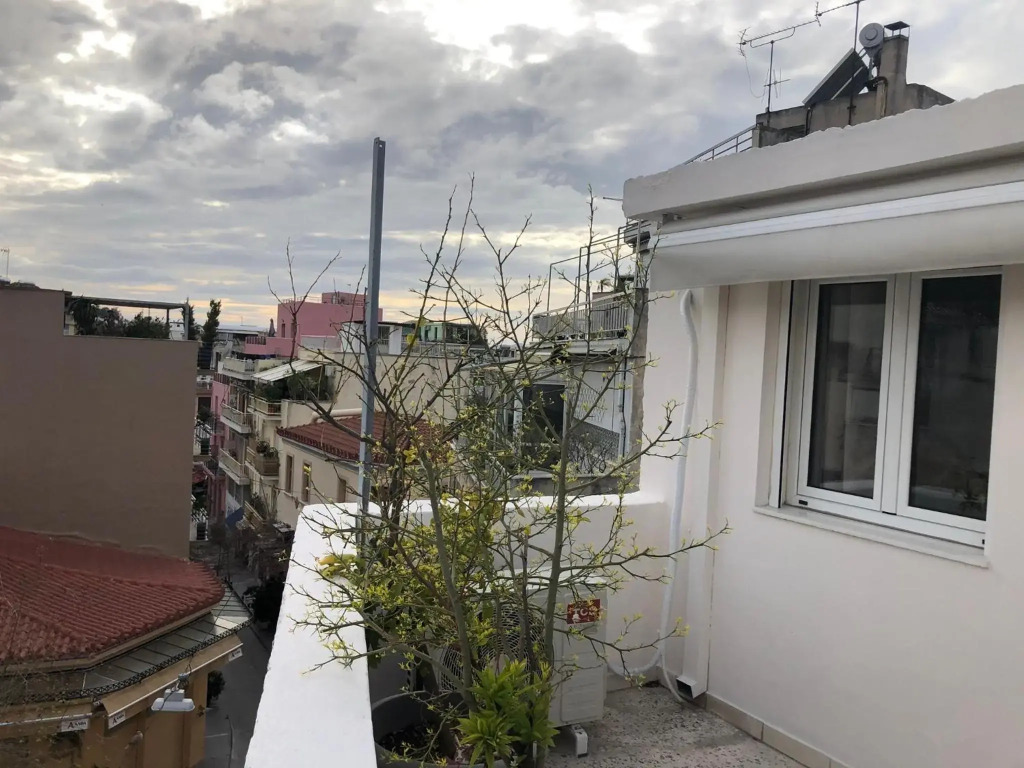 Acropolis Cozy Studio Home in the Heart of Athens