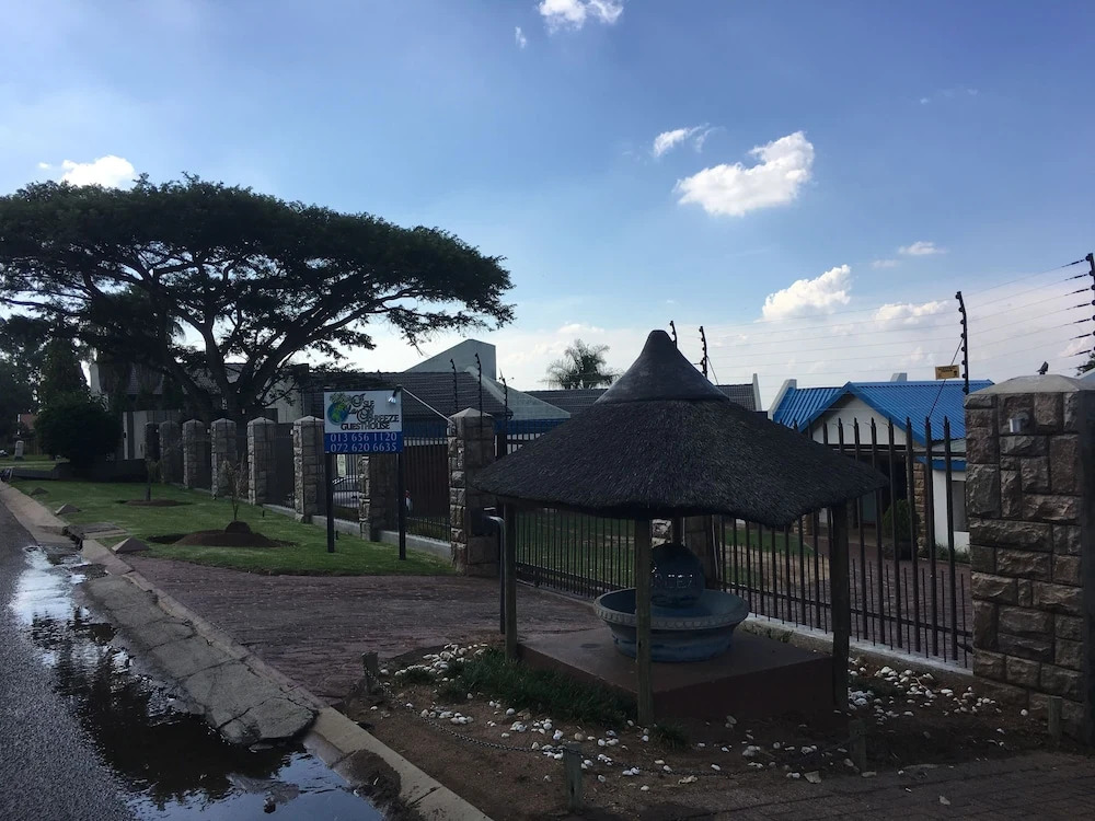 Isle La Breeze Guest House