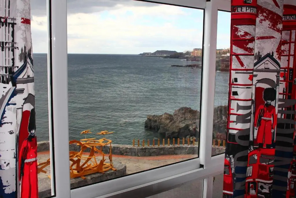 Los Abrigos Sea-Port View