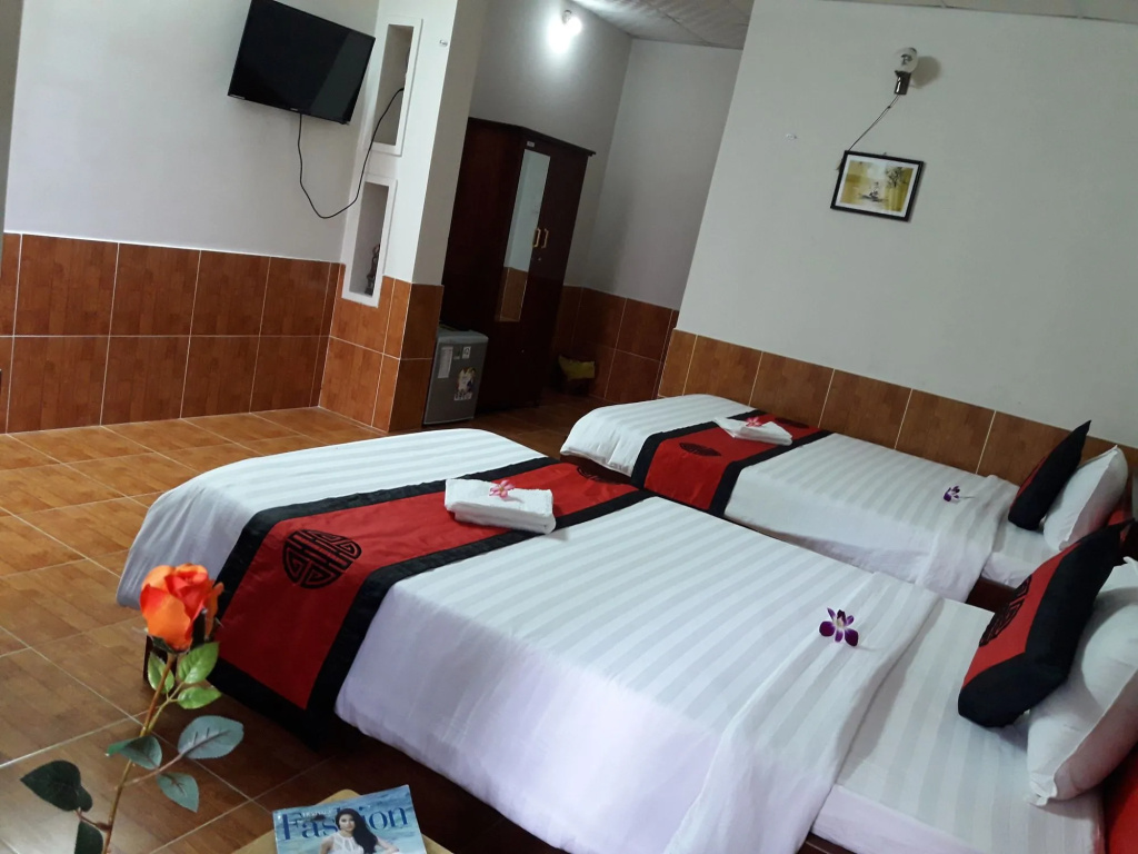Red Ceramics Homestay